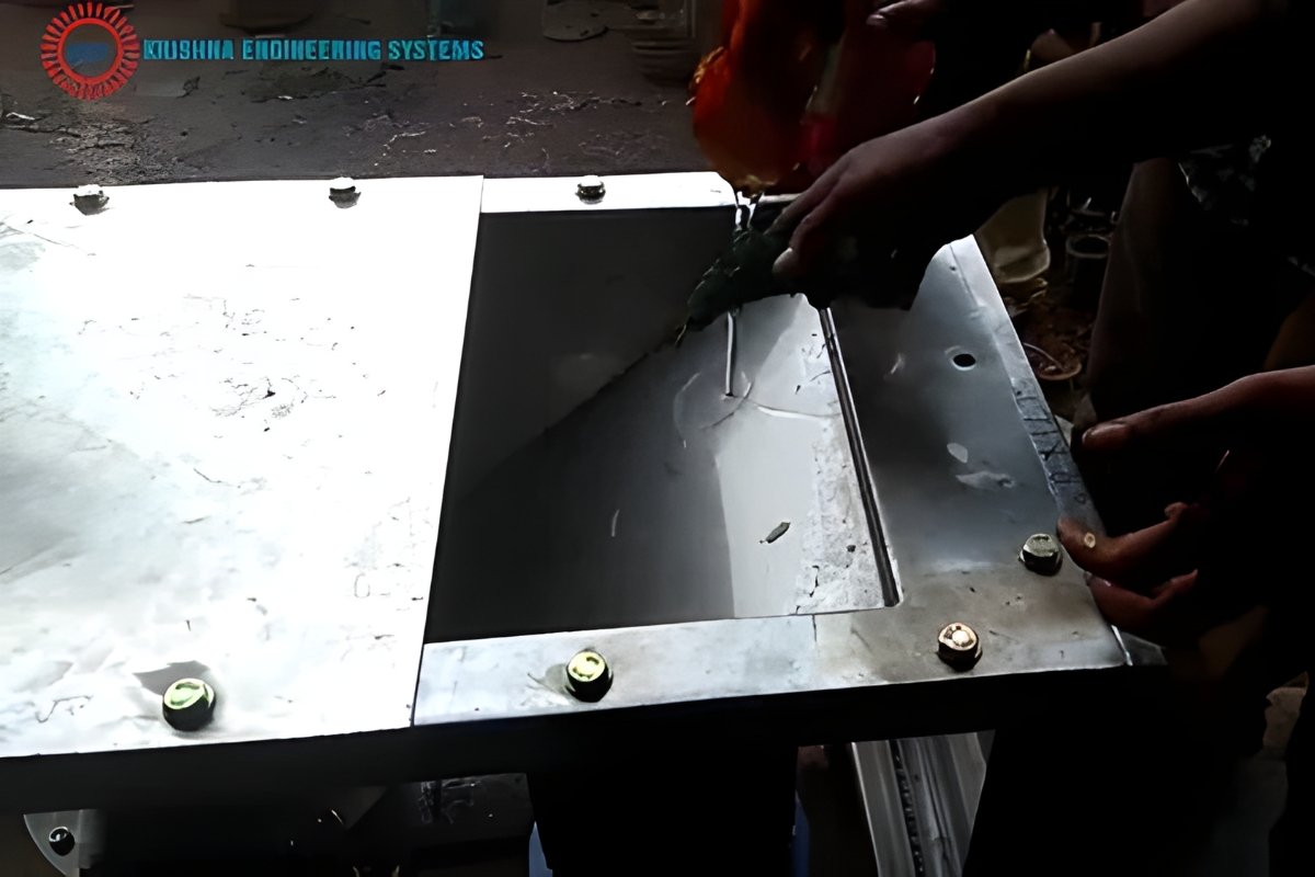 Organic Waste Grinder Machine